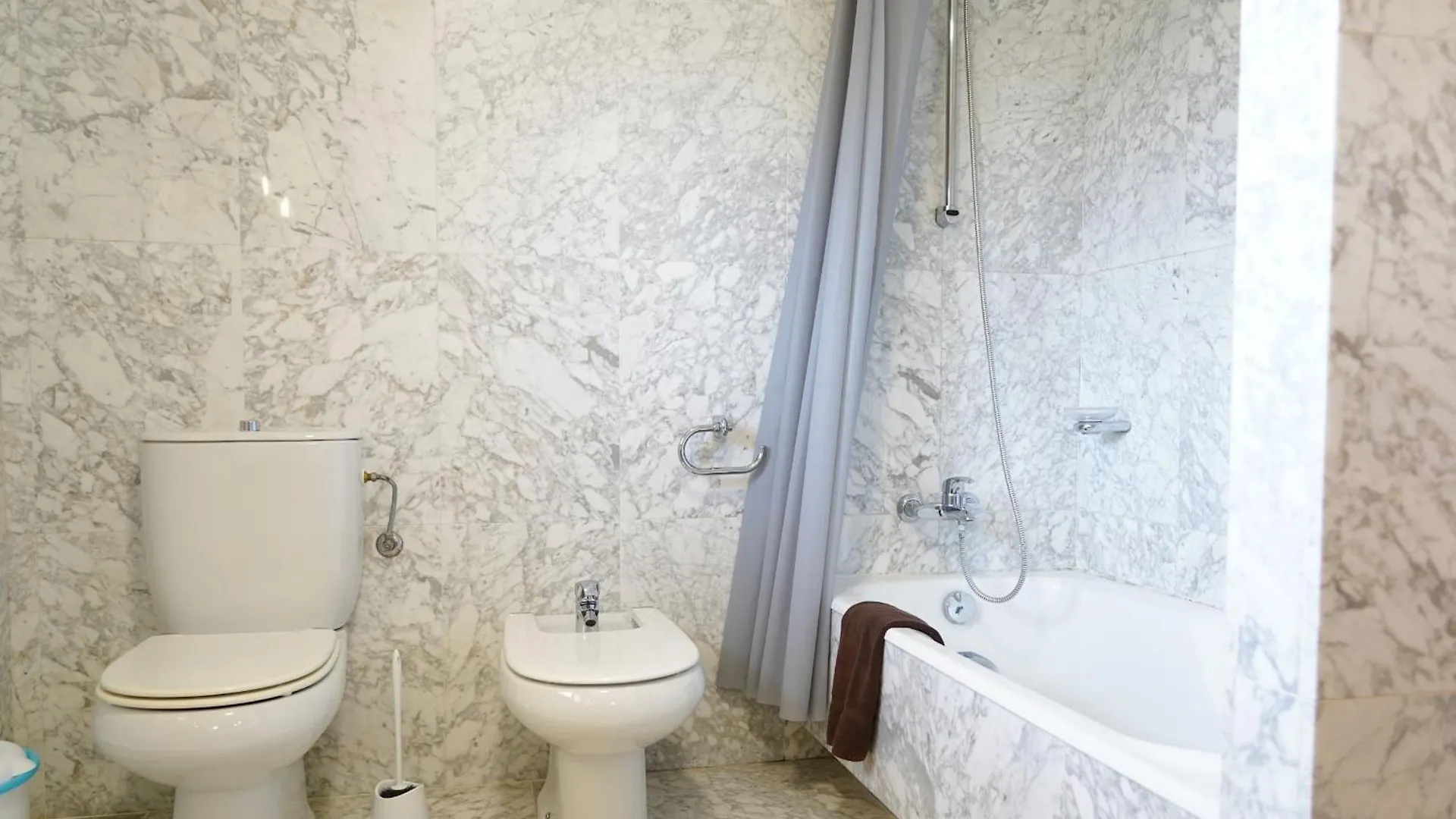 Amfora Miro Villa Sant Pere Pescador